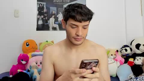 Snapshot of martinsibiris chatting on 06-19-26, 04:33 Martin online show from 06-19-26, 04:33