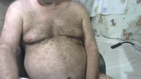 Snapshot of marvaas8963 chatting on 02-08-25, 01:01 marce online show from 02-08-25, 01:01