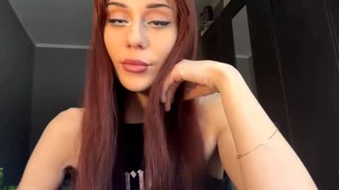 Mia online show from 01-13-26, 09:36