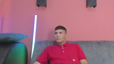 Snapshot of mary_and_damian chatting on 12-10-24, 01:33 mary_and_damian online show from 12-10-24, 01:33