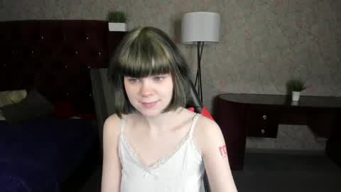 Mary online show from 05-09-26, 01:27