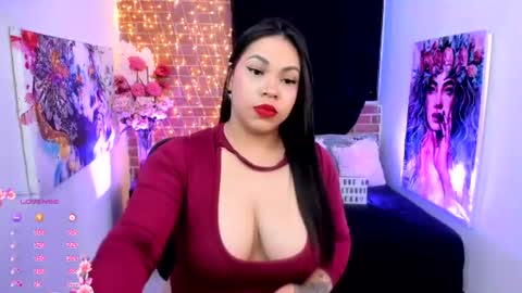 Snapshot of mary_bruss chatting on 07-08-26, 01:21 online show from 07-08-26, 01:21