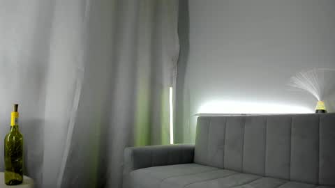 Julia online show from 02-27-25, 06:18