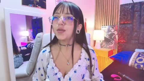 Snapshot of mary_luckaysha chatting on 05-11-26, 07:33 mary_luckaysha online show from 05-11-26, 07:33