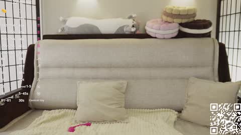 Snapshot of mary_shake chatting on 01-22-25, 11:21 Mary online show from 01-22-25, 11:21