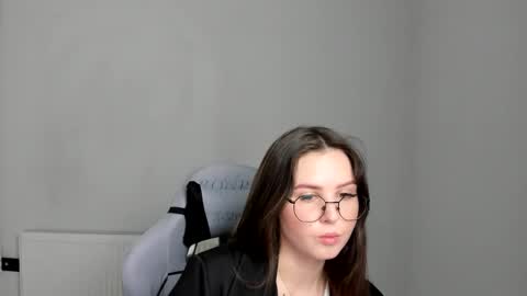Alice online show from 05-18-26, 11:27