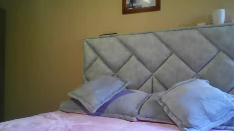 Snapshot of maryamgirl08 chatting on 06-07-26, 06:33 Engracia online show from 06-07-26, 06:33