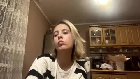 Snapshot of maryannaplateros chatting on 02-20-26, 06:19 Tessa online show from 02-20-26, 06:19