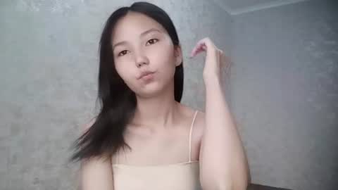 Snapshot of marybellegalaviz chatting on 07-21-26, 12:07 Lily online show from 07-21-26, 12:07