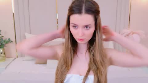 Snapshot of marybeth_snow chatting on 02-15-26, 05:09 Marybeth online show from 02-15-26, 05:09