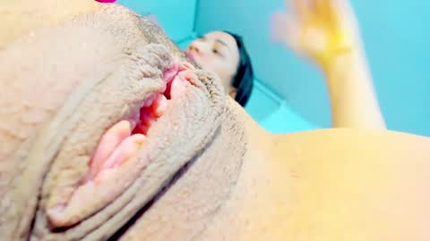 maryjoe11 online show from 12-13-24, 01:48