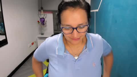 Marylin online show from 12-26-24, 10:52