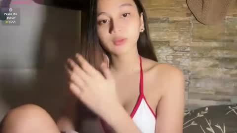 Snapshot of marylovely_19 chatting on 05-15-26, 10:33 marylovely_19 online show from 05-15-26, 10:33