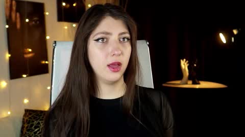 Mary Miller online show from 02-25-26, 06:56