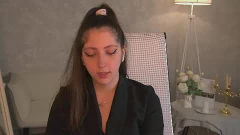 Mary Miller online show from 07-03-26, 12:33