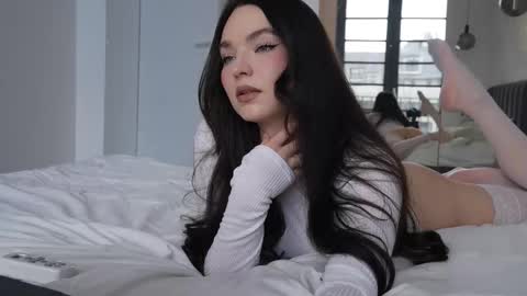 Marina online show from 03-17-26, 10:40