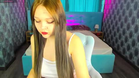 Snapshot of maryshiotta chatting on 01-27-25, 08:18 Mary online show from 01-27-25, 08:18