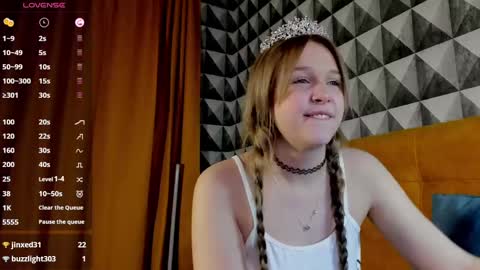 Snapshot of maryshiotta chatting on 02-27-25, 09:00 Mary online show from 02-27-25, 09:00