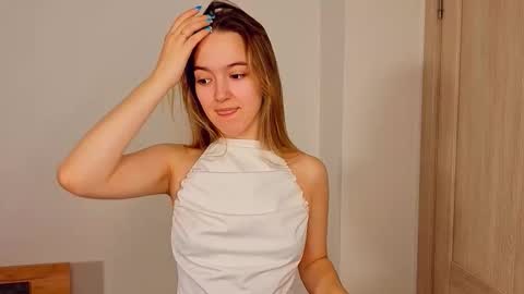 Snapshot of marysparkl chatting on 12-04-25, 07:44 Mary online show from 12-04-25, 07:44