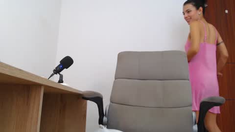 3 online show from 01-31-25, 02:49