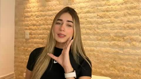 Snapshot of maryy_campbell chatting on 05-26-26, 11:50 maryy campbell online show from 05-26-26, 11:50