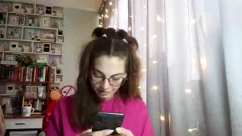 Kelly online show from 03-02-26, 06:25