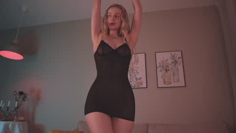 Snapshot of mashmerize chatting on 12-02-24, 05:59 next streams 1105 1106 430 pm UTC online show from 12-02-24, 05:59