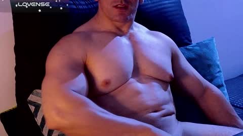 masked_bodybuilder online show from 12-14-24, 05:58