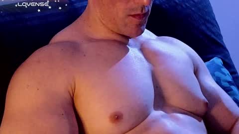 masked_bodybuilder online show from 12-24-24, 03:26