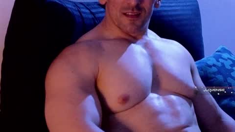 masked_bodybuilder online show from 02-02-25, 09:45