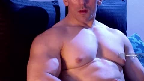 masked_bodybuilder online show from 02-18-25, 12:15