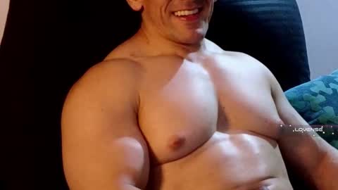 masked_bodybuilder online show from 03-02-25, 09:11