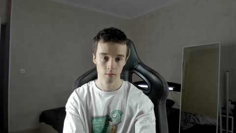 Snapshot of mason_warhol chatting on 02-13-25, 08:24 Mason online show from 02-13-25, 08:24