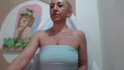 Snapshot of massielferretis chatting on 07-06-26, 11:18 massiel ferreti online show from 07-06-26, 11:18