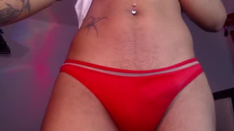 Snapshot of massielhot chatting on 02-06-25, 06:29 massielhot online show from 02-06-25, 06:29