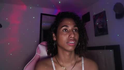 Snapshot of massielhot chatting on 02-10-25, 05:47 massielhot online show from 02-10-25, 05:47