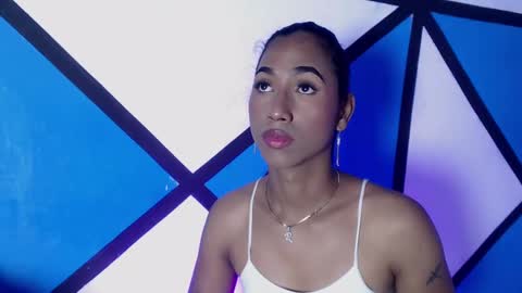 Snapshot of massielhot chatting on 10-02-25, 06:48 massielhot online show from 10-02-25, 06:48