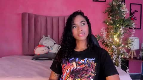 Snapshot of massielhot chatting on 02-06-26, 06:22 massielhot online show from 02-06-26, 06:22