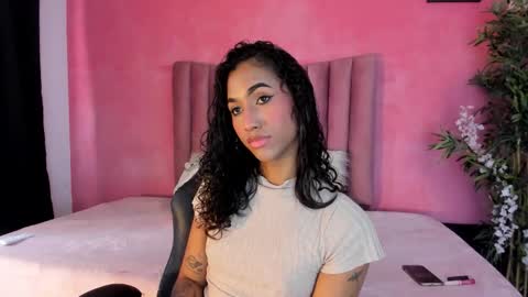 Snapshot of massielhot chatting on 02-10-26, 07:07 massielhot online show from 02-10-26, 07:07