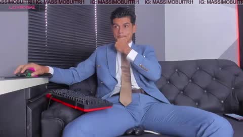 Snapshot of massimo_g chatting on 06-08-26, 12:16 I am Massimo online show from 06-08-26, 12:16