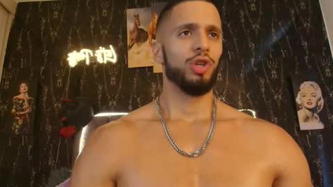 massimo_greco2 online show from 11-06-25, 09:48