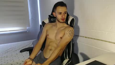 massimo online show from 01-23-25, 03:32