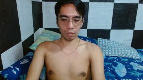 Snapshot of massive_boner02 chatting on 01-12-25, 12:39 massive_boner02 online show from 01-12-25, 12:39