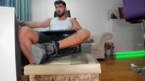 Matthew online show from 09-22-25, 04:20