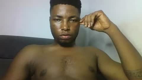 Snapshot of master_kael chatting on 12-21-25, 03:24 Master Kael online show from 12-21-25, 03:24