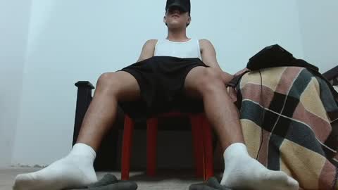 Snapshot of master_pig_ chatting on 04-28-26, 10:31 MASTER ALPHA online show from 04-28-26, 10:31