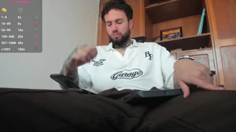 Snapshot of master_steven_01 chatting on 06-23-26, 10:52 steven online show from 06-23-26, 10:52