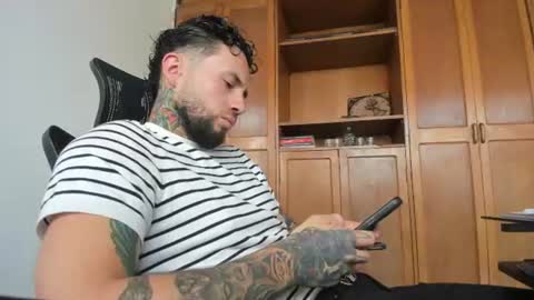 Snapshot of master_steven_01 chatting on 07-31-26, 06:51 steven online show from 07-31-26, 06:51