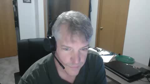 Snapshot of master_thorn chatting on 12-31-24, 01:52 Master Thorn online show from 12-31-24, 01:52