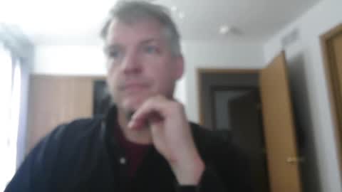 Snapshot of master_thorn chatting on 01-15-25, 04:11 Master Thorn online show from 01-15-25, 04:11